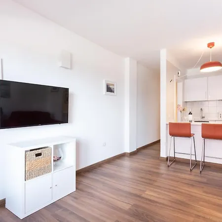Medano Sea View Balcony Apartment